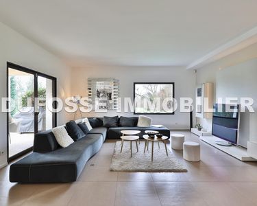 Maison 1 090 000 € - 230 m²