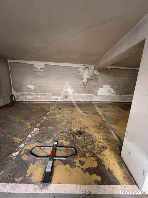 Parking 10 m² · à Cannes · 10 m² · 80 000 €