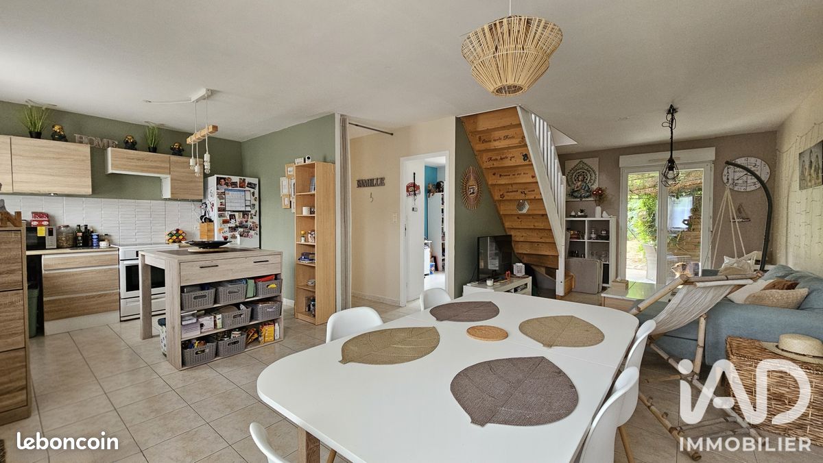 Maison 6 pièces 120 m² · à Chasné-sur-Illet · 120 m² · 287 000 €