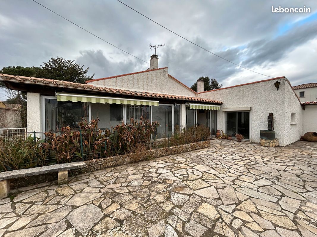 Maison 5 pièces 136 m² · à Redessan · 136 m² · 328 000 €