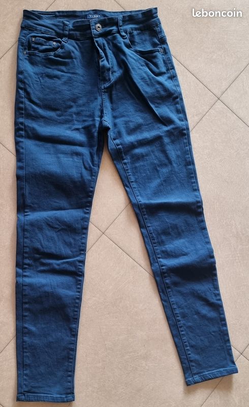 Pantalon Voggo bleu canard 42 Vêtements