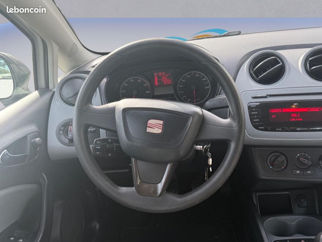 SEAT IBIZA IV 1.4i 16V 85 ch Référence PHASE 2 (image 12)