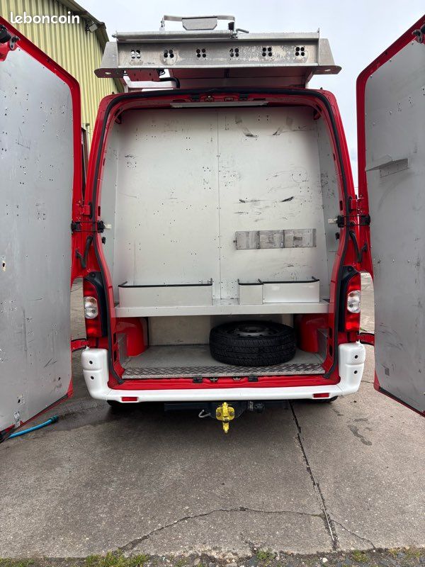 Renault master 3.0 dci 140cv l2h2 pack plus (image 5)