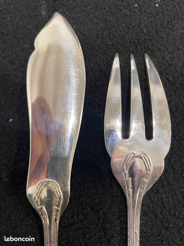 ERCUIS SULLY 6 couverts à poisson en métal argenté EUR 100,00 - FR
