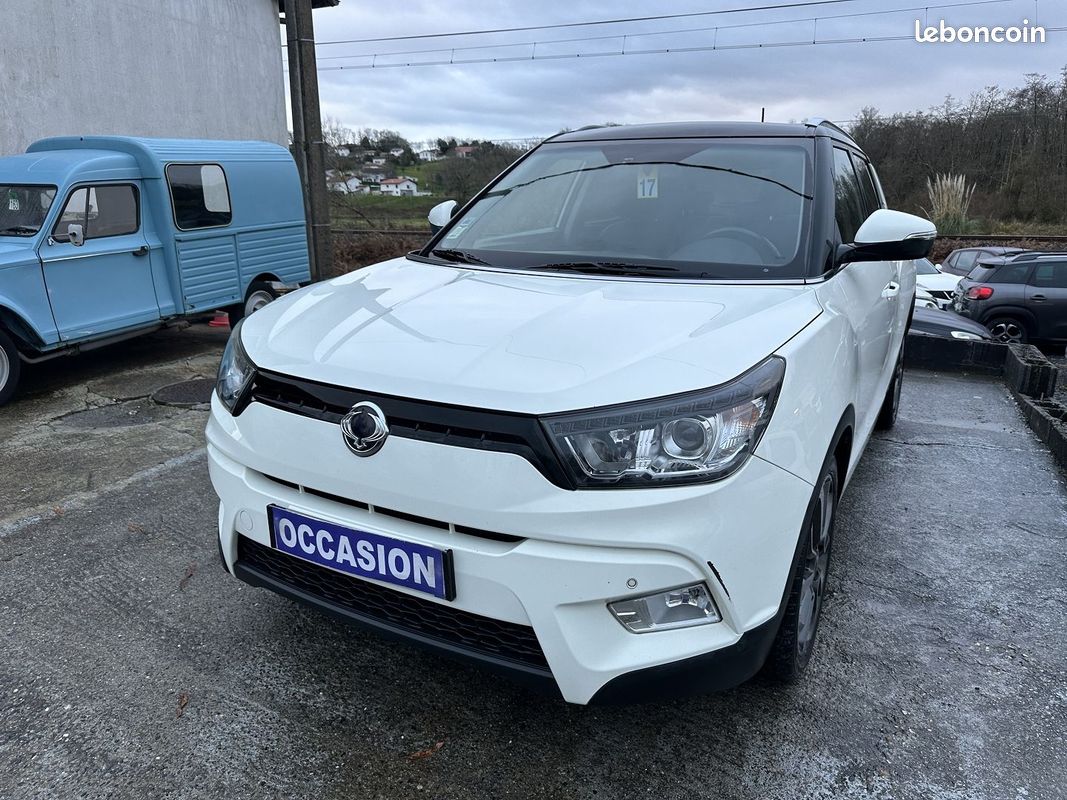 Ssangyong TIVOLI 160 E-XDI 115CH 2WD LUXURY (image 2)