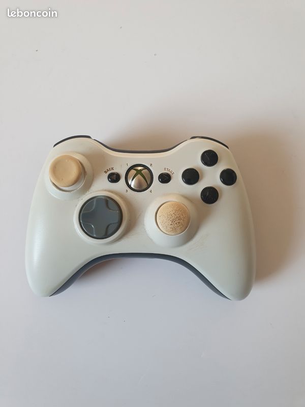 Lot De Coques Et Pièces Détachées Pour Manettes Xbox (Première Génération & Xbox 360) - Occasion - Divers états