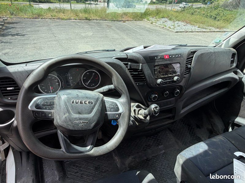 Iveco Daily benne 35C14 136ch coffre TVA RÉCUPÉRABLE (image 8)
