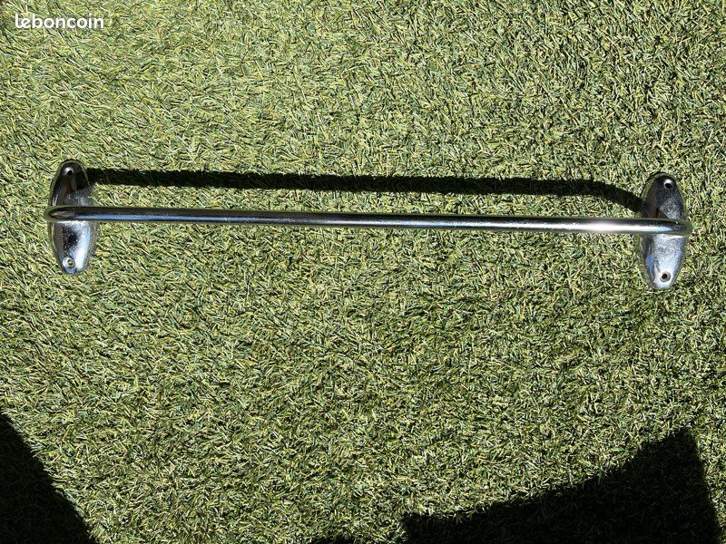 Porte serviette argenté 50 cms (image 1)