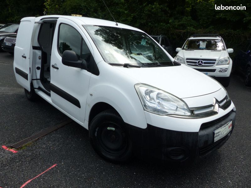 Citroen BERLINGO 20 L1 1.6 VTI 95 CONFORT (image 8)