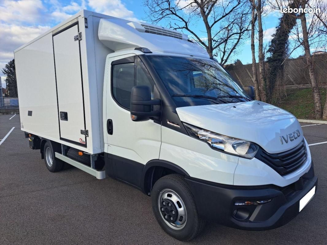Iveco Daily FRIGORIFIQUE 35C18 A8 180CV 3L CAISSE HAYON 14.8M3 GROUPE FROID THERMOKING LAMBERET (image 1)