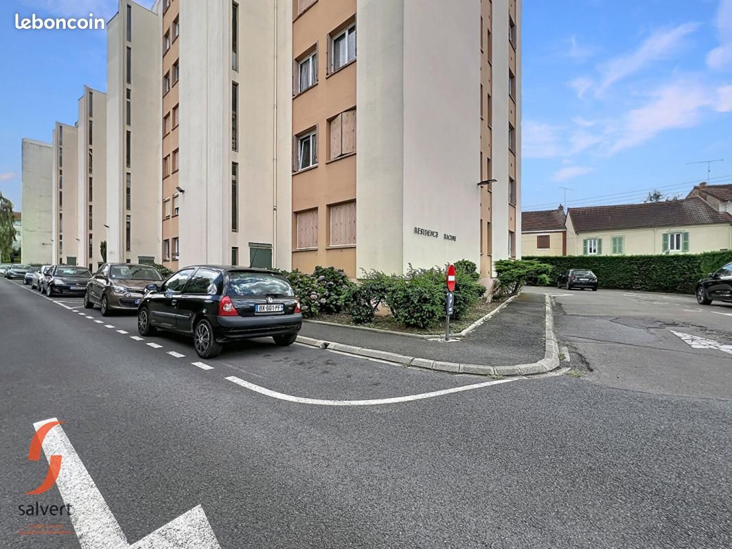 Appartement 3 pièces 64 m² · à Montluçon · 64 m² · 68 500 €