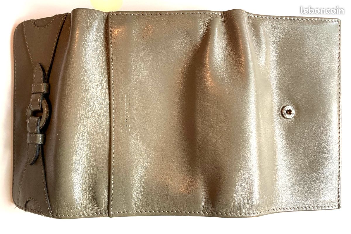 Portefeuille olive cuir LE TANNEUR en TBE porte feuille porte-feuille porte-monnaie ( luxe haut de gamme lancel longchamp sézane hermès polène fleuron ) (image 6)