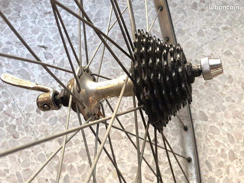 Roue En Vous Vélo Ancien 700 A Antique Bike Old Fahrrad Eroica Roue En Vous Vélo Ancien 700 A Antique Bike Old Fahrrad Eroica