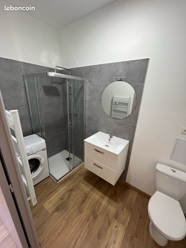 Appartement 2 pièces 28 m² · à Saint-Étienne · 28 m² · 450 €