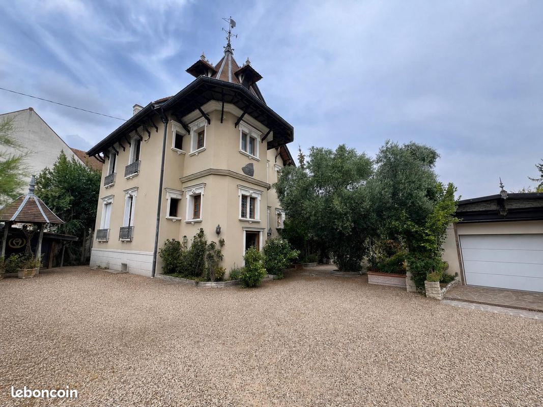 Maison 7 pièces 155 m² · à Houilles · 155 m² · 1 190 000 €