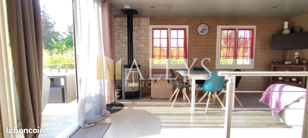 Maison 8 pièces 182 m² · à Gisors · 182 m² · 272 000 €