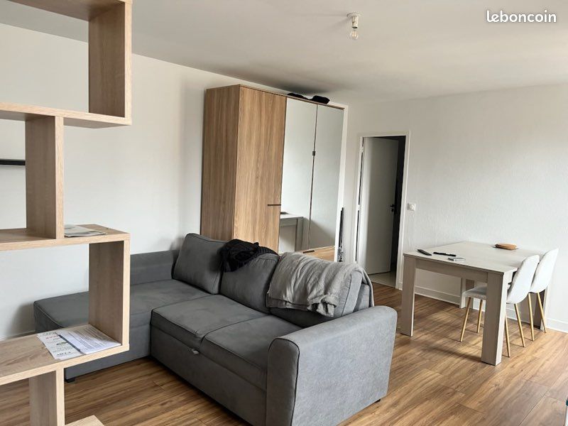 Appartement 1 pièce 34 m² · à Châteaumeillant · 34 m² · 340 €
