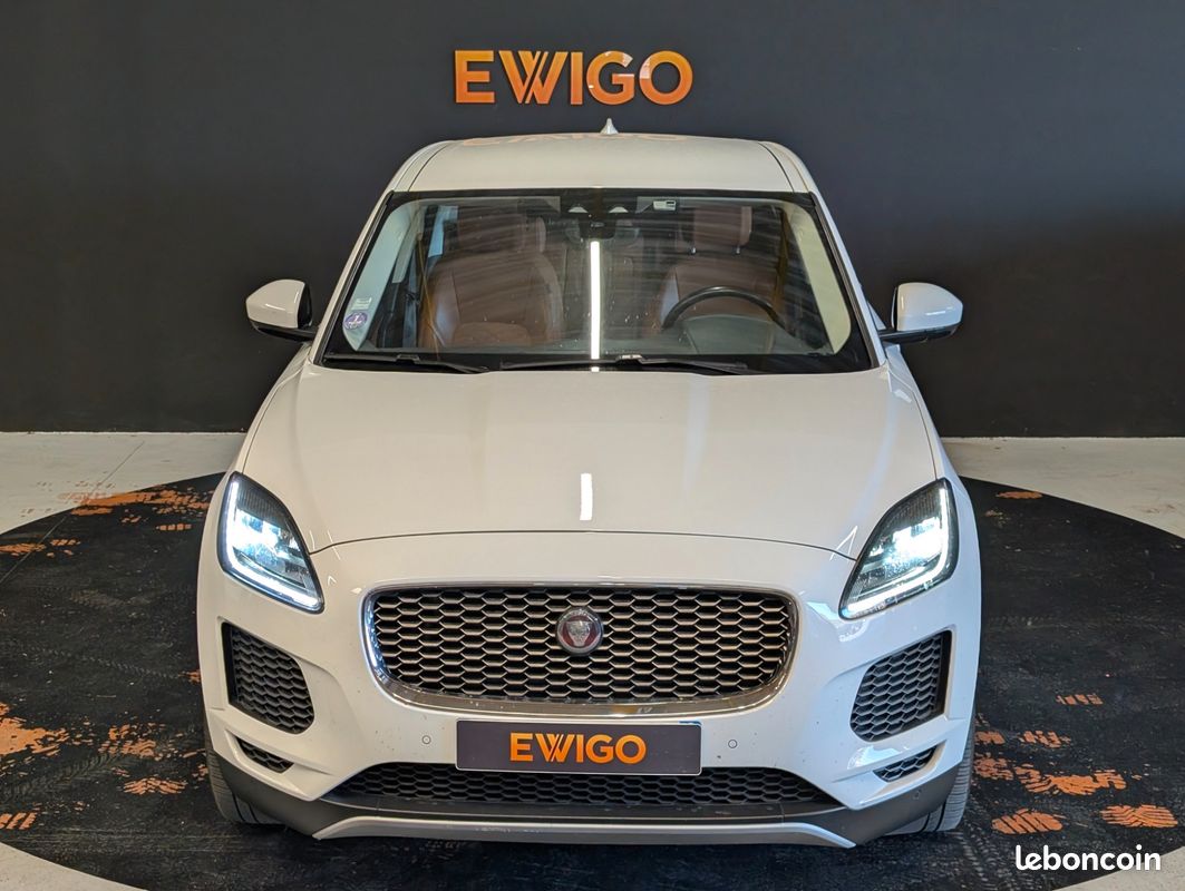JAGUAR E-PACE 2.0 200CV HSE AWD - ENTRETIEN JAGUAR EXCLUSIF - CAMERA - ATTELAGE - ZERO DEFAUT - GARANTIe (image 8)