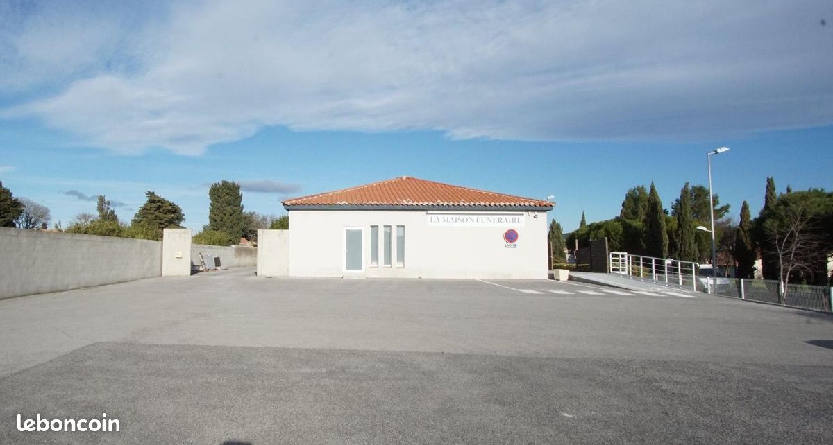 Immeuble 2000 m² · à Frontignan · 2 000 m² · 1 254 000 €