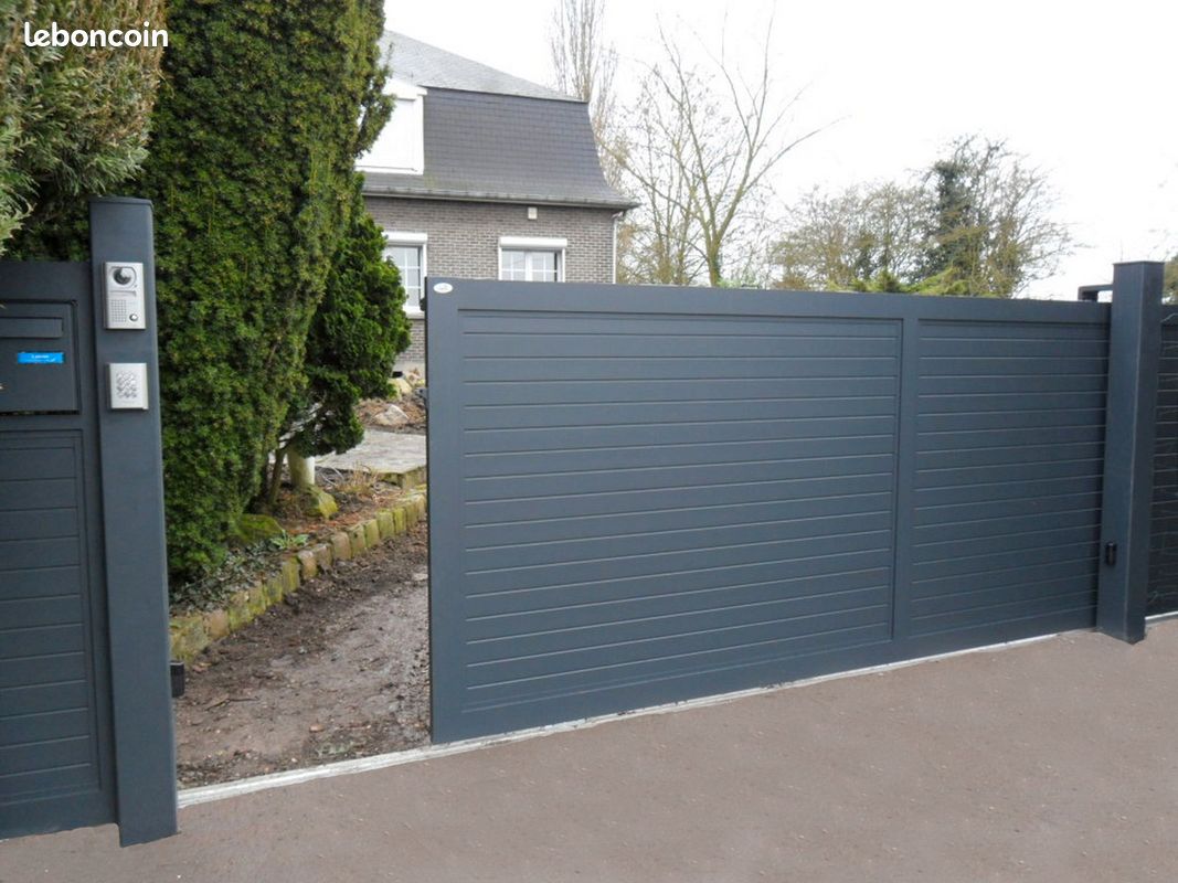 Portail alu coulissant moderne – Grande largeur 6m (image 2)