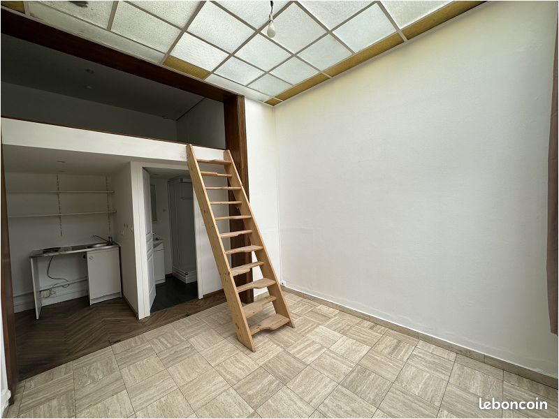 Appartement 1 pièce 17 m² · à Lille · 17 m² · 442 €