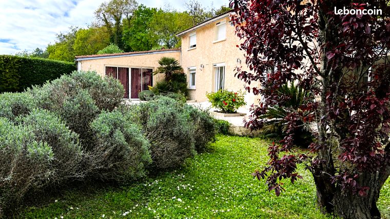 Maison 6 pièces 166 m²