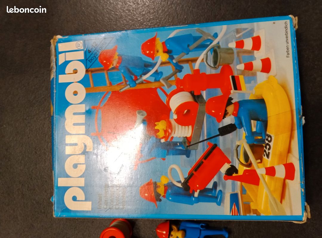 Ancien Set Playmobil 3491 - Équipe De Pompiers 1976 - Vintage Pour Collection