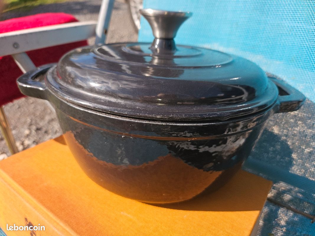18 ⚜ ANCIENNE Marmite Cocotte, Faitout en Fonte émaillée Ernesto Diamètre 22 Cm EUR 30,00 - FR