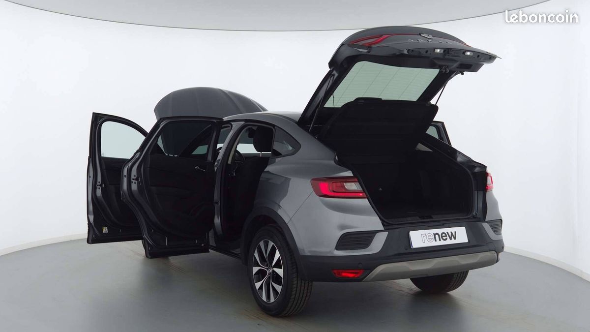Renault arkana e tech 145 business (image 16)