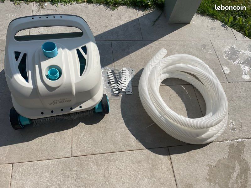Robot piscine Intex ZX 300 (image 1)