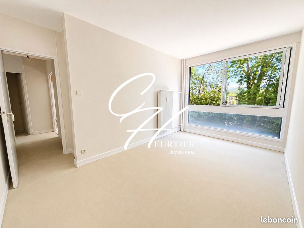 Appartement 2 pièces 50 m² · à Seyssinet-Pariset · 50 m² · 89 000 €