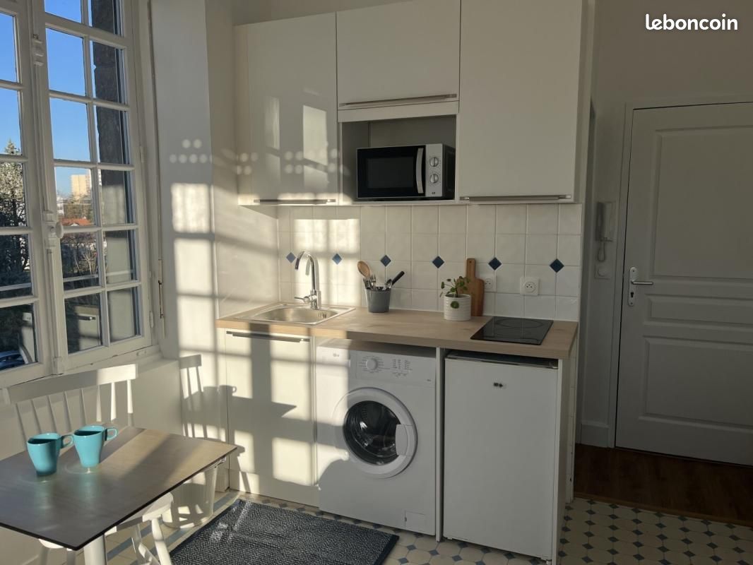 Studio 1 pièce 20 m² (image 3)