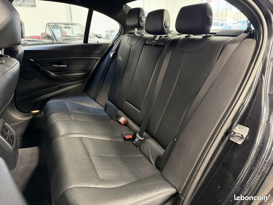BMW SERIE 3 320d xDrive Luxury - BVA Sport BERLINE (image 14)