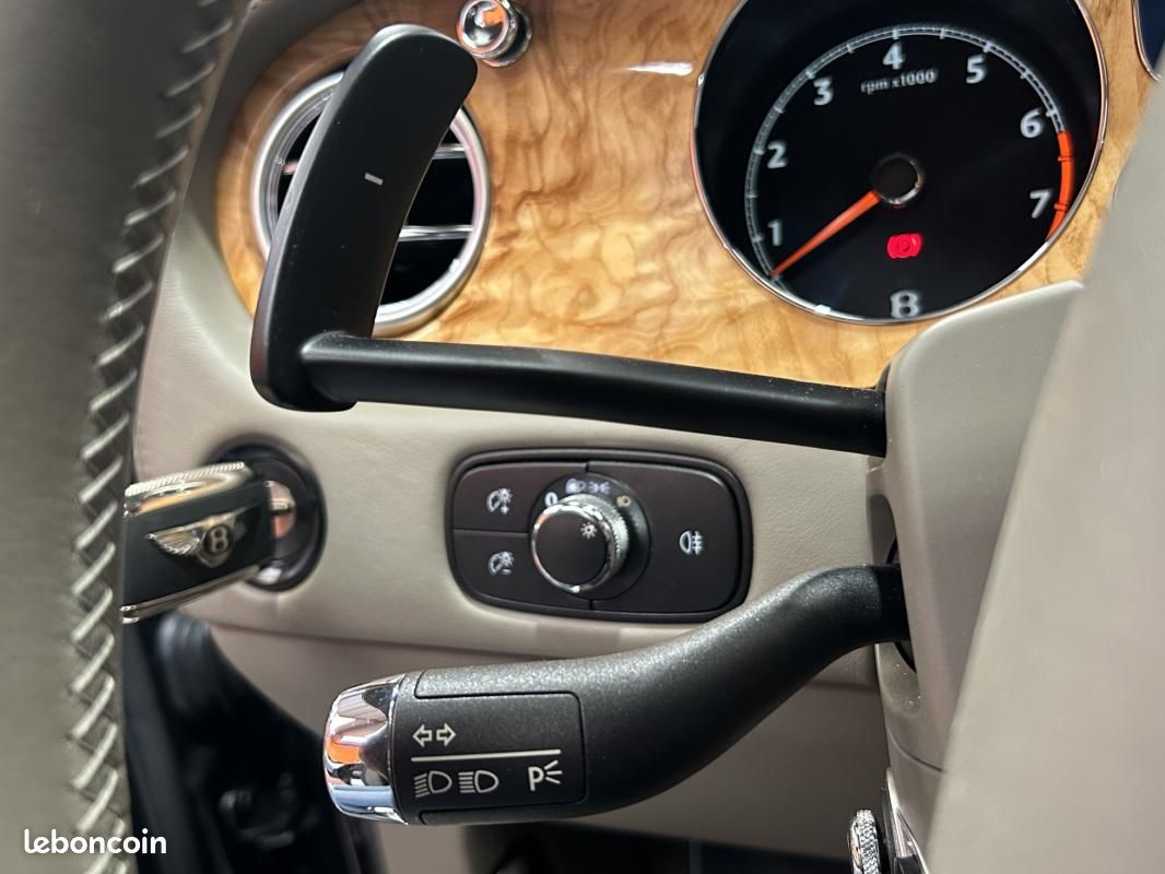 Bentley Continental FLYING SPUR 6.0 W12 560 - AWD *1ERE MAIN CARNET COMPLET (image 30)
