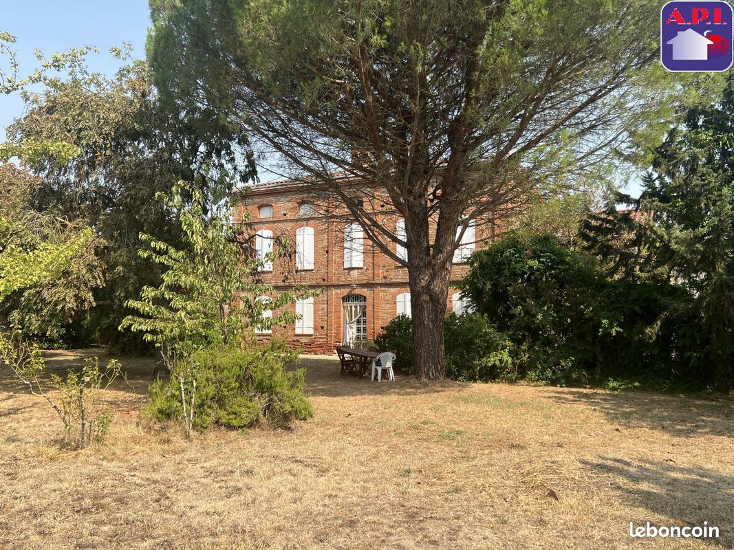 Maison 7 pièces 227 m² · à Nailloux · 227 m² · 599 500 €