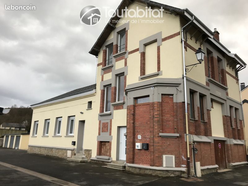 Immeuble 205 m² · à Neufmanil · 205 m² · 252 000 €
