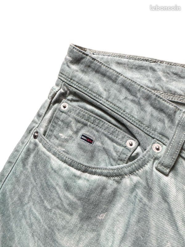 Bermuda jean TOMMY HILFIGER 32 ( neuf ) (image 8)