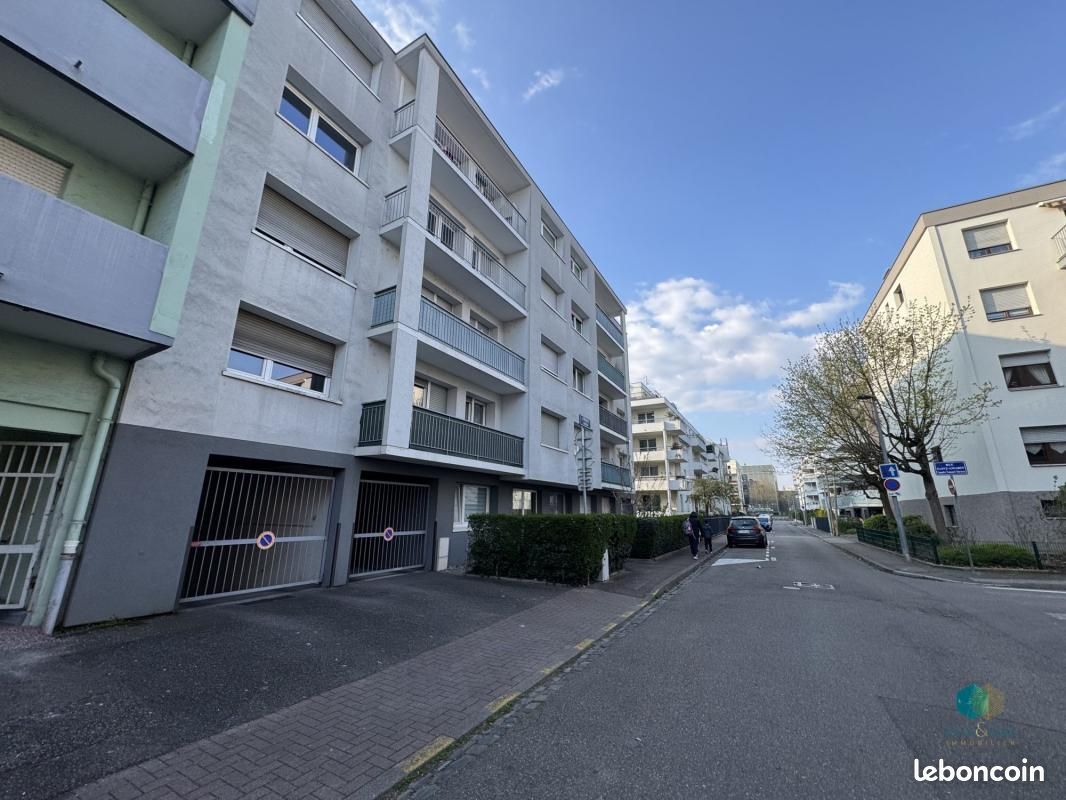 Parking 13 m² · à Strasbourg · 13 m² · 60 €/mois
