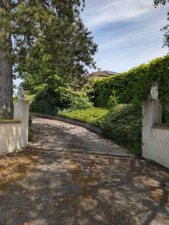 Maison divisible en appartements et terrain détachable — 3