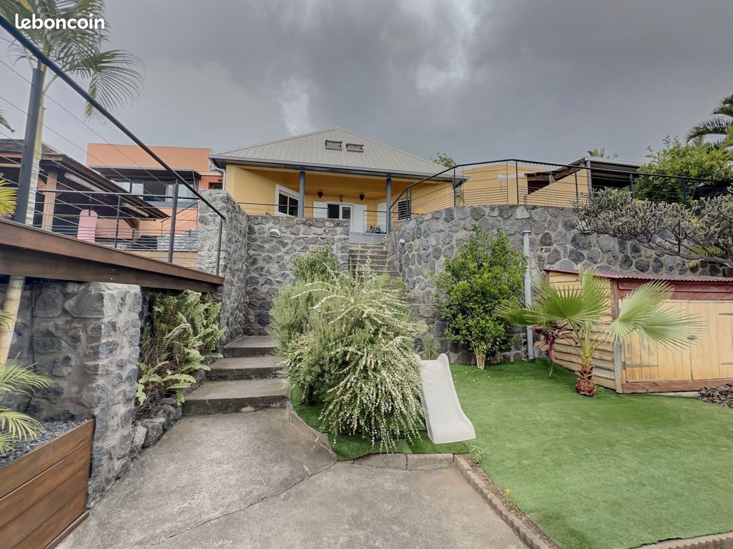 Maison 6 pièces 160 m² · à Saint-Paul · 160 m² · 731 000 €