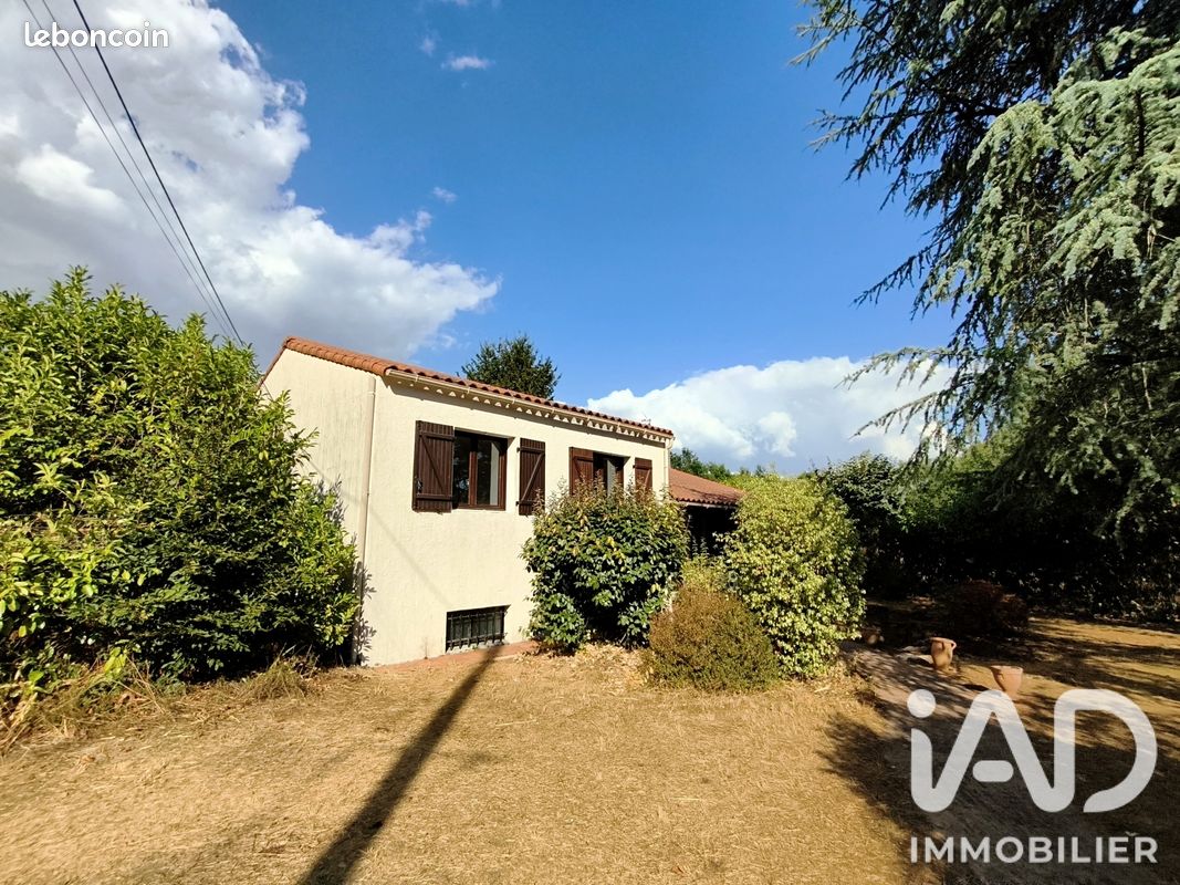 Maison 5 pièces 90 m² · à Landeronde · 90 m² · 965 €/mois