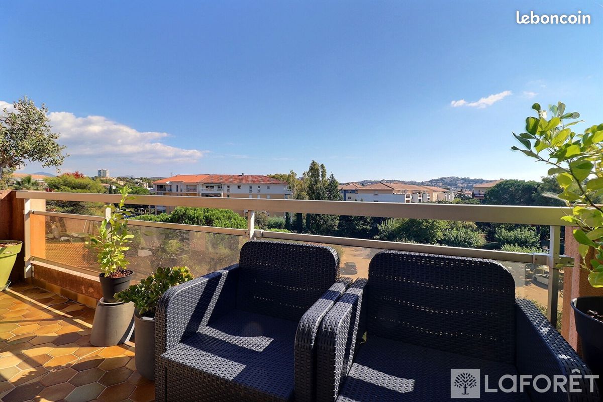 Appartement 5 pièces 140 m² · à Fréjus · 140 m² · 490 000 €