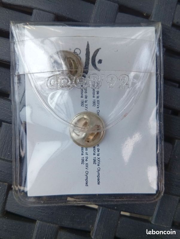T16 Pins JEUX OLYMPIQUE BARCELONA 92 Jeux Olympique J.O. JO