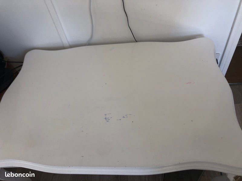Table (image 2)