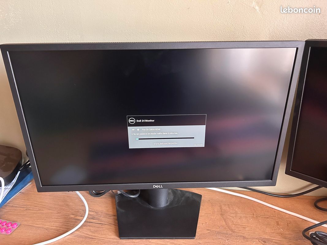 Dell S2421NX 24 Full HD (1920x1080) Monitor, 75Hz, IPS, 4ms, AMD