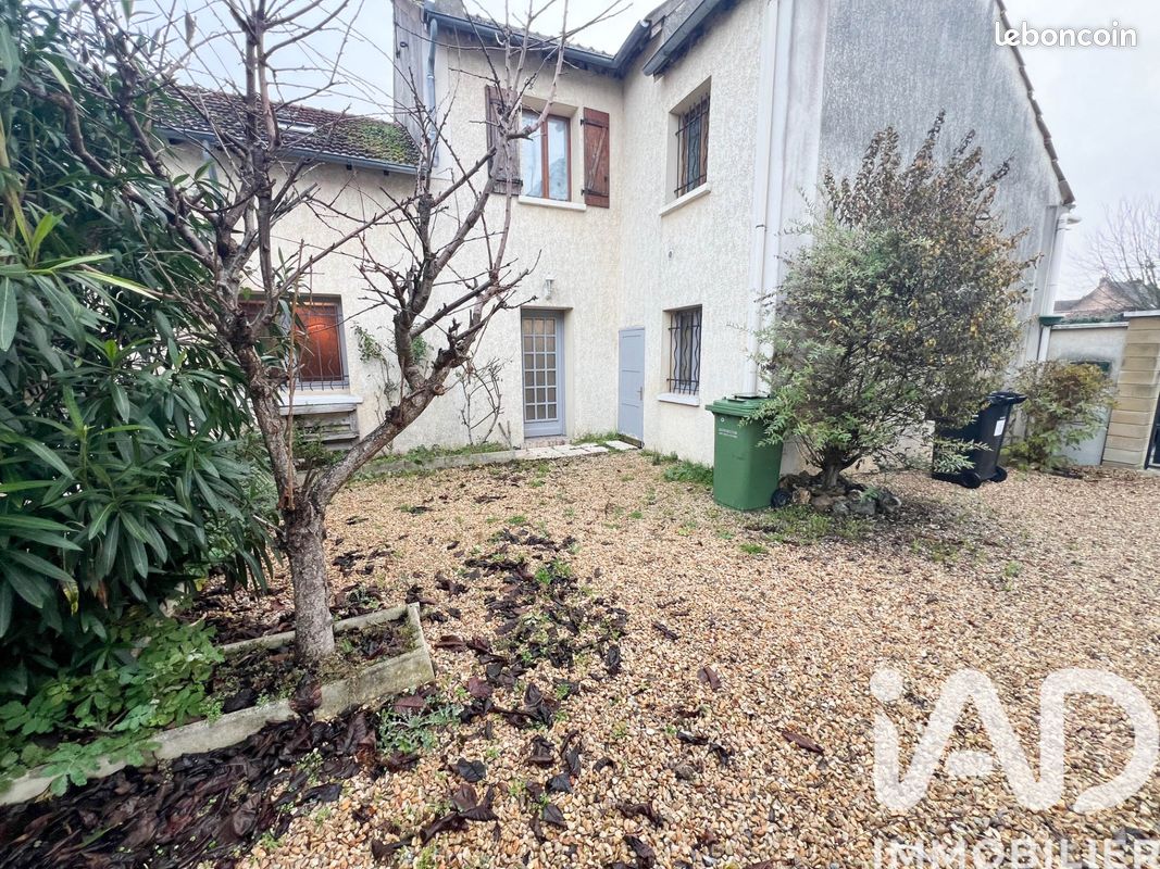 Maison 4 pièces 101 m² · à Pommeuse · 101 m² · 199 000 €