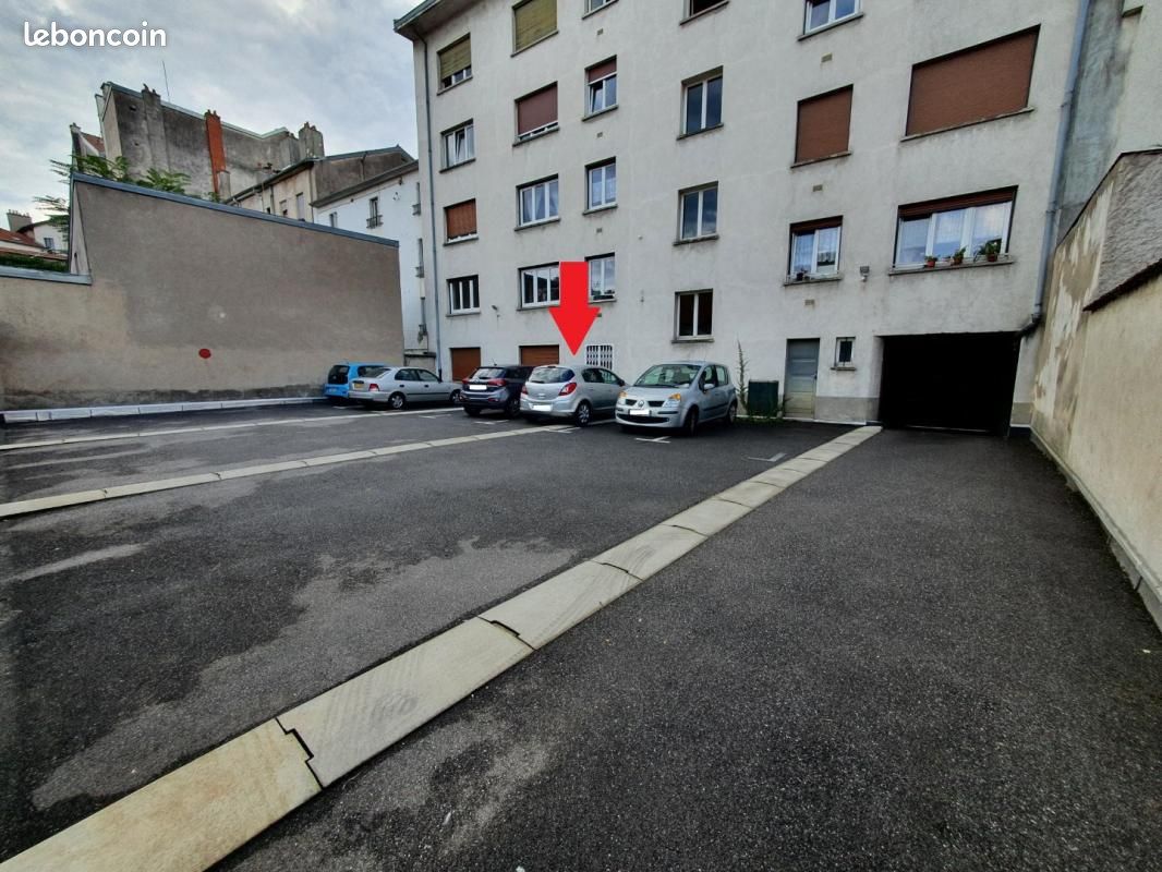 Parking Nancy · 61 €/mois