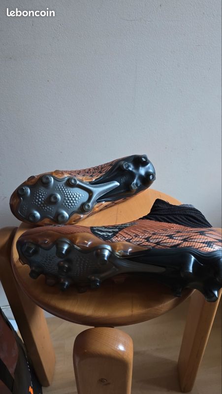 Crampons New Balance Tekela V4 Pro FG Laceless - Pointure 40.5 (image 2)