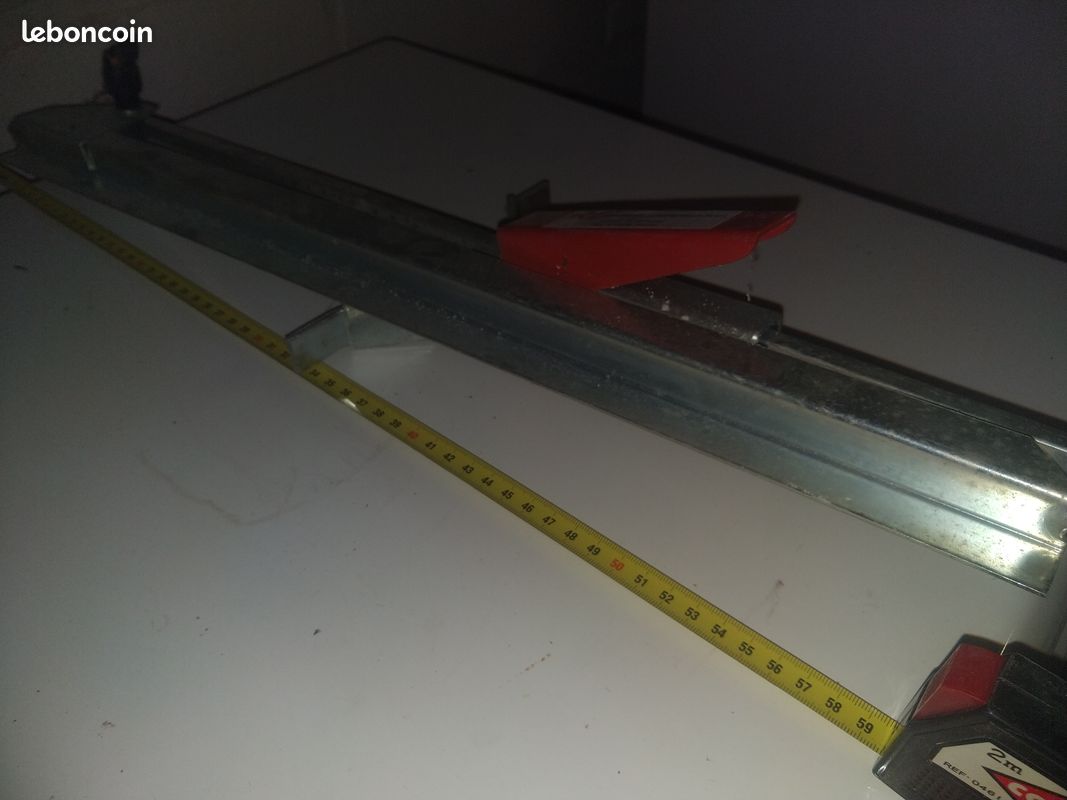 Outil de traçage pour carrelage carreleur (image 2)