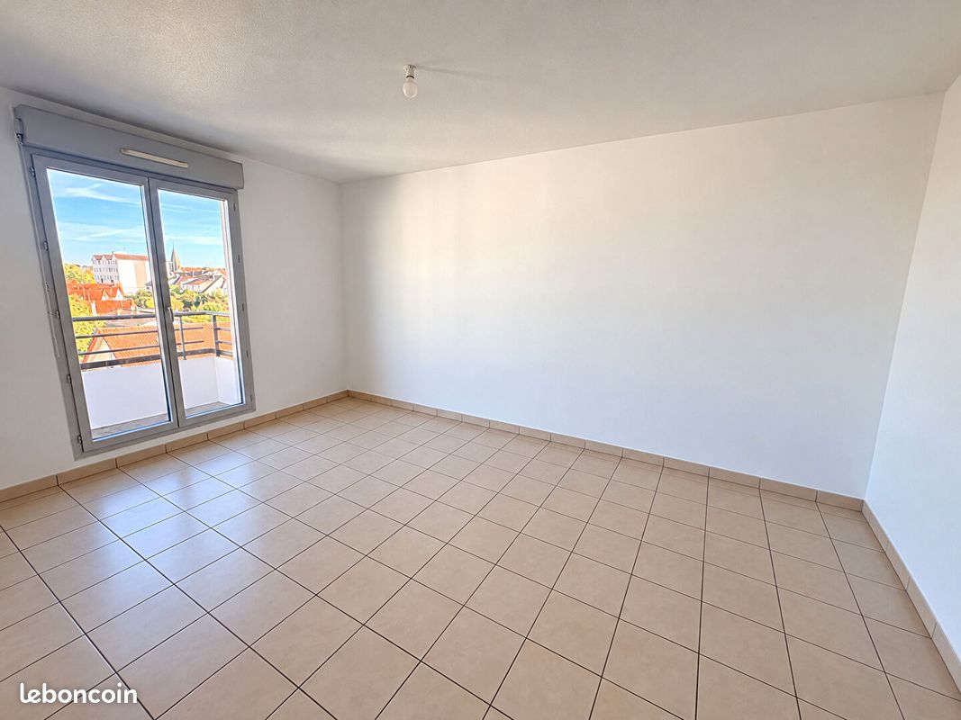 Appartement 3 pièces 51 m² · à Achères · 51 m² · 906 €/mois